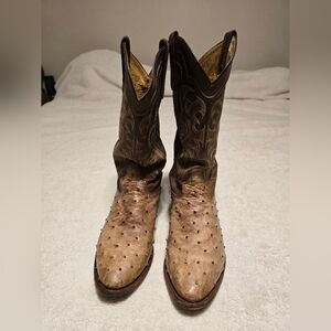 Men's vintage anniversary edition Tony Lama ostrich boots. Size 9.5 D